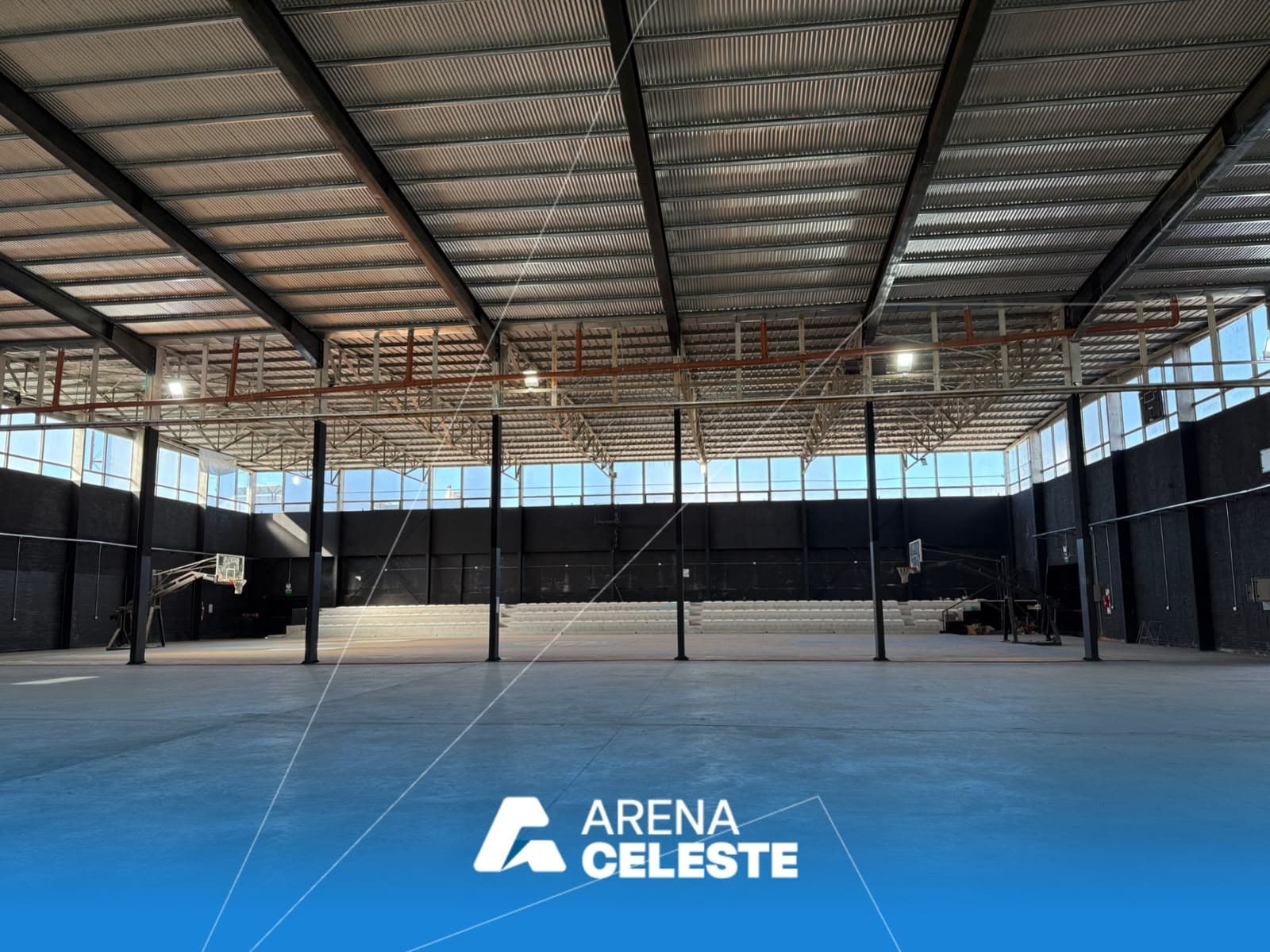 Arena Celeste - Salón principal e instalaciones deportivas